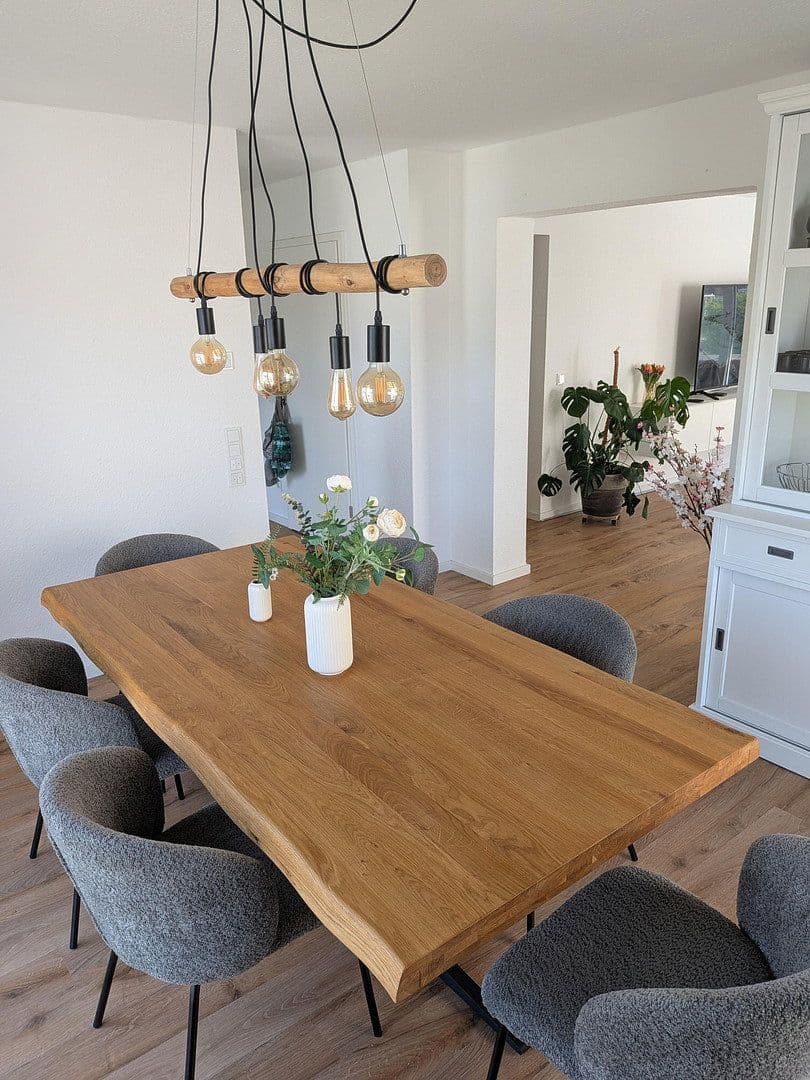 Pronájem bytu 3+1 108 m², Blaustein, Bádensko-Württembersko Pronájem bytu 3+1 108 m², Blaustein, Bádensko-Württembersko
