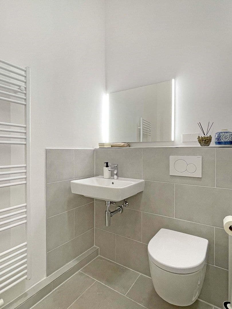 Prodej bytu 1+kk 36 m², Brehmestraße 64, Berlin, Berlín Prodej bytu 1+kk 36 m², Brehmestraße 64, Berlin, Berlín