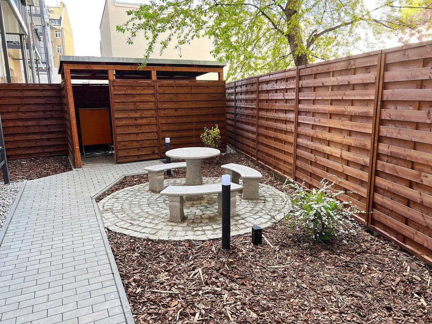 Pronájem bytu 2+1 72 m², Wurzner Straße 11, Leipzig, Sasko Pronájem bytu 2+1 72 m², Wurzner Straße 11, Leipzig, Sasko