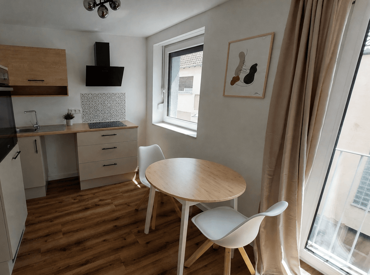 Pronájem bytu 1+1 29 m², Mannheim, Bádensko-Württembersko Pronájem bytu 1+1 29 m², Mannheim, Bádensko-Württembersko