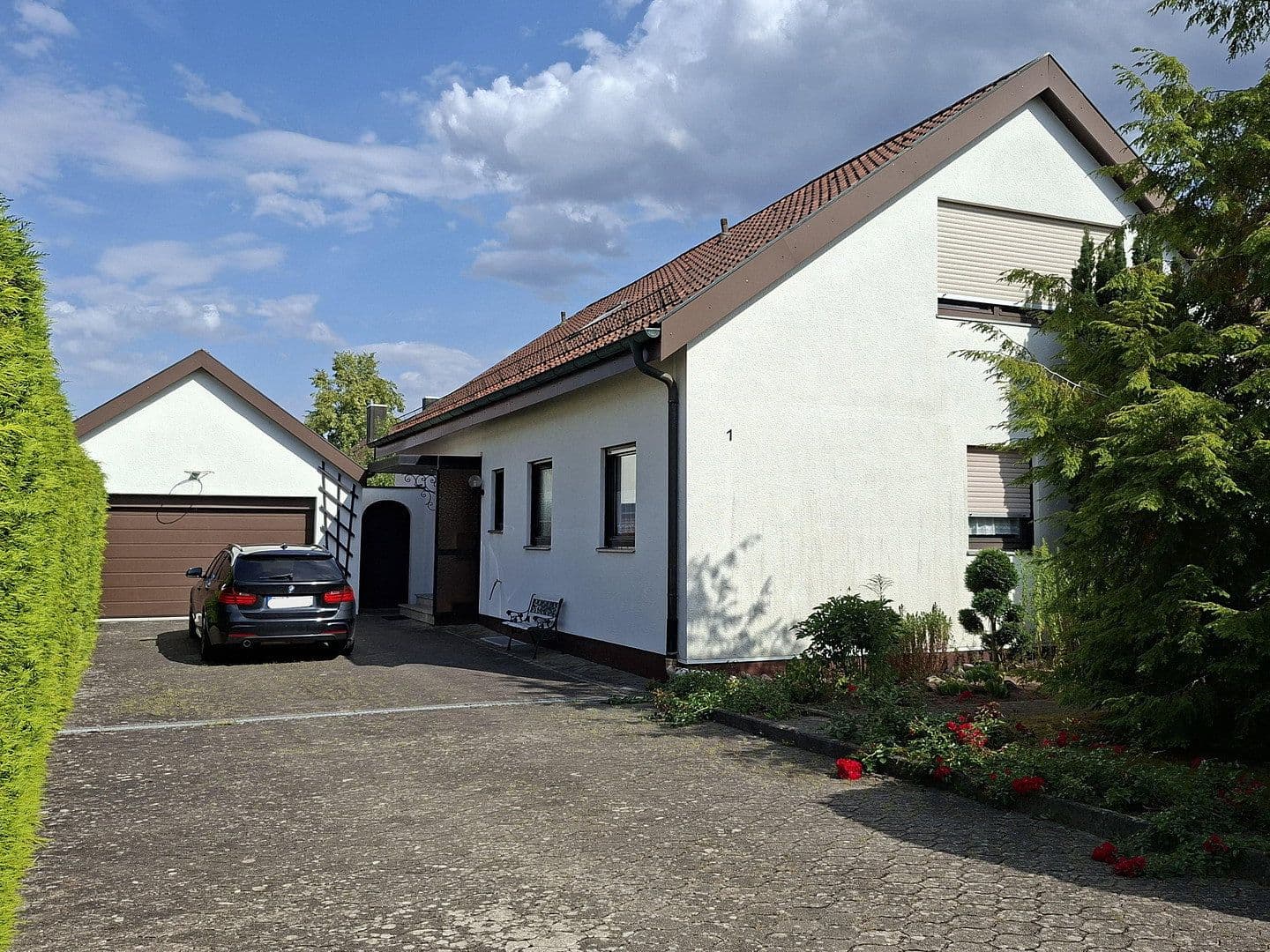 Prodej domu 244 m², pozemek 1.038 m², Dinkelsbühl, Bavorsko Prodej domu 244 m², pozemek 1.038 m², Dinkelsbühl, Bavorsko