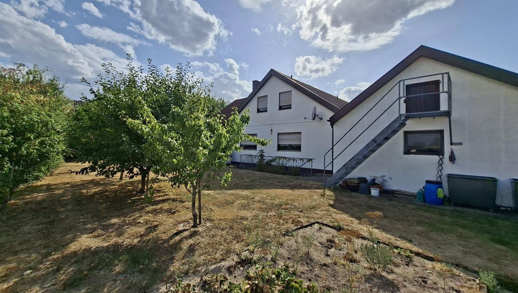 Prodej domu 244 m², pozemek 1.038 m², Dinkelsbühl, Bavorsko Prodej domu 244 m², pozemek 1.038 m², Dinkelsbühl, Bavorsko