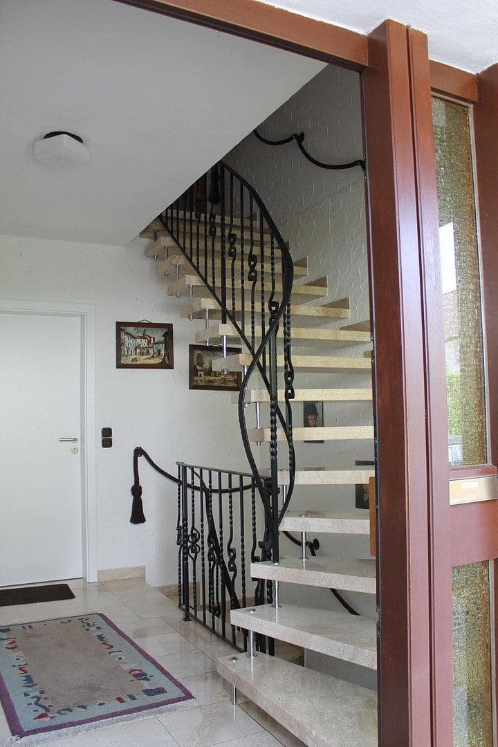 Prodej domu 244 m², pozemek 1.038 m², Dinkelsbühl, Bavorsko Prodej domu 244 m², pozemek 1.038 m², Dinkelsbühl, Bavorsko