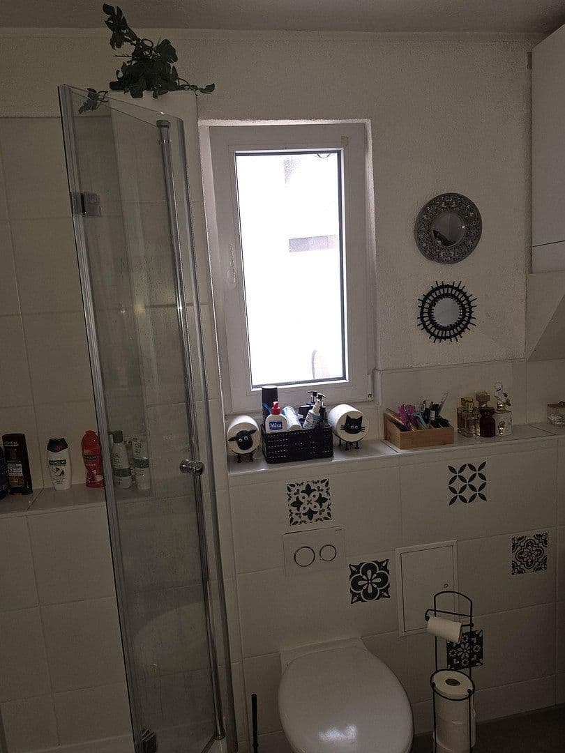 Pronájem bytu 3+1 68 m², Bahnhofstr. 37, Plaidt, Porýní-Falc Pronájem bytu 3+1 68 m², Bahnhofstr. 37, Plaidt, Porýní-Falc