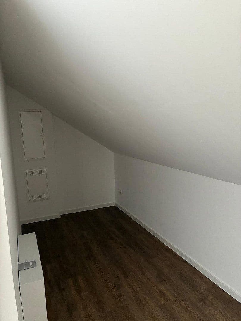 Pronájem bytu 2+1 70 m², Nauen, Braniborsko Pronájem bytu 2+1 70 m², Nauen, Braniborsko