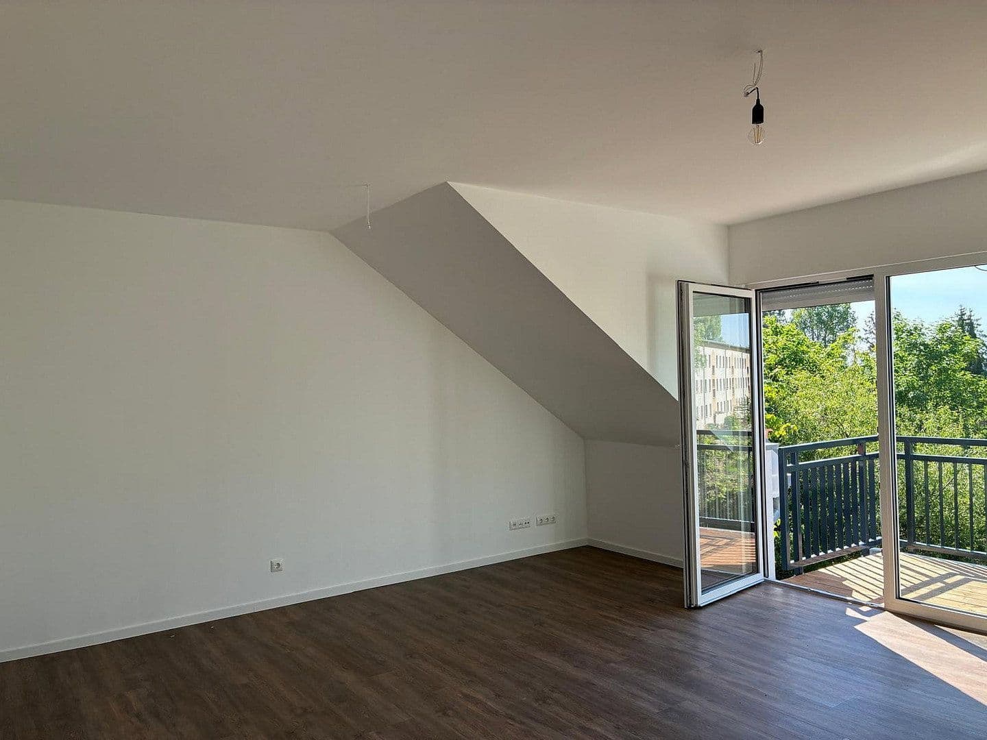 Pronájem bytu 2+1 70 m², Nauen, Braniborsko Pronájem bytu 2+1 70 m², Nauen, Braniborsko