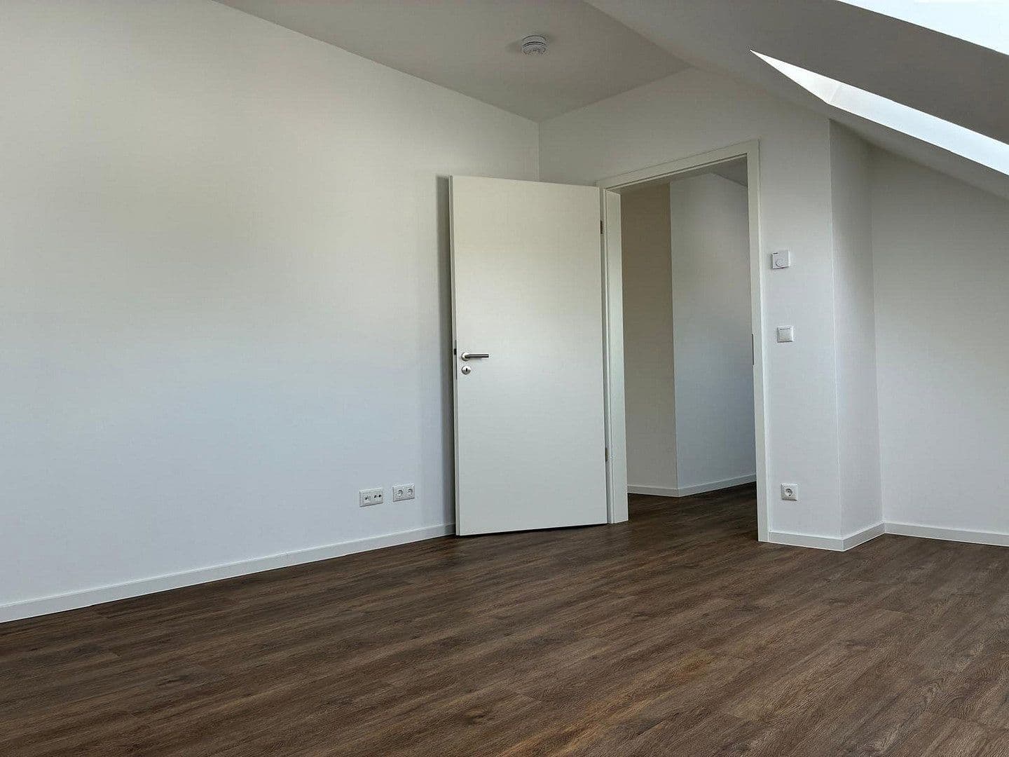 Pronájem bytu 2+1 70 m², Nauen, Braniborsko Pronájem bytu 2+1 70 m², Nauen, Braniborsko