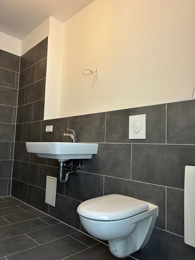 Pronájem bytu 2+1 70 m², Nauen, Braniborsko Pronájem bytu 2+1 70 m², Nauen, Braniborsko