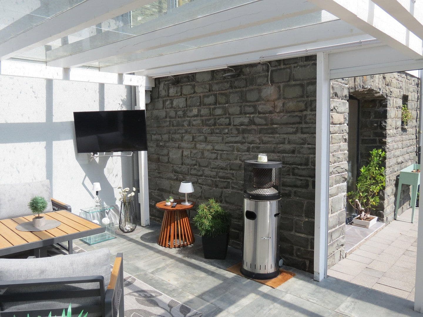 Prodej domu 145 m², pozemek 1.004 m², Remscheid, Severní Porýní-Vestfálsko Prodej domu 145 m², pozemek 1.004 m², Remscheid, Severní Porýní-Vestfálsko
