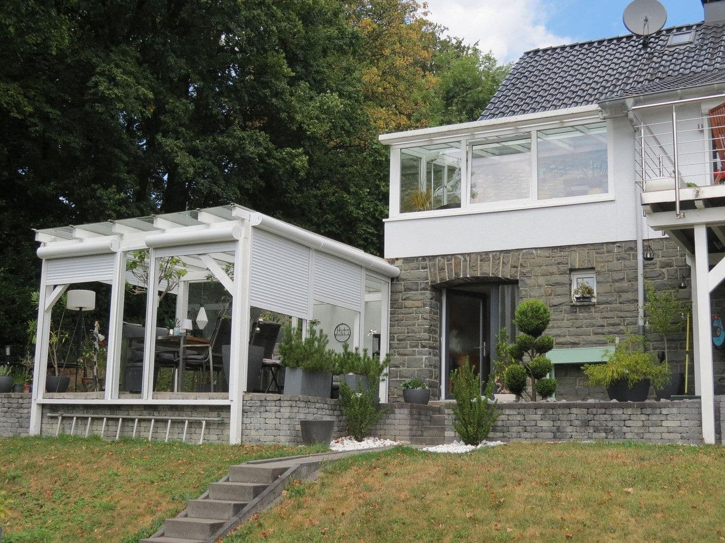 Prodej domu 145 m², pozemek 1.004 m², Remscheid, Severní Porýní-Vestfálsko Prodej domu 145 m², pozemek 1.004 m², Remscheid, Severní Porýní-Vestfálsko