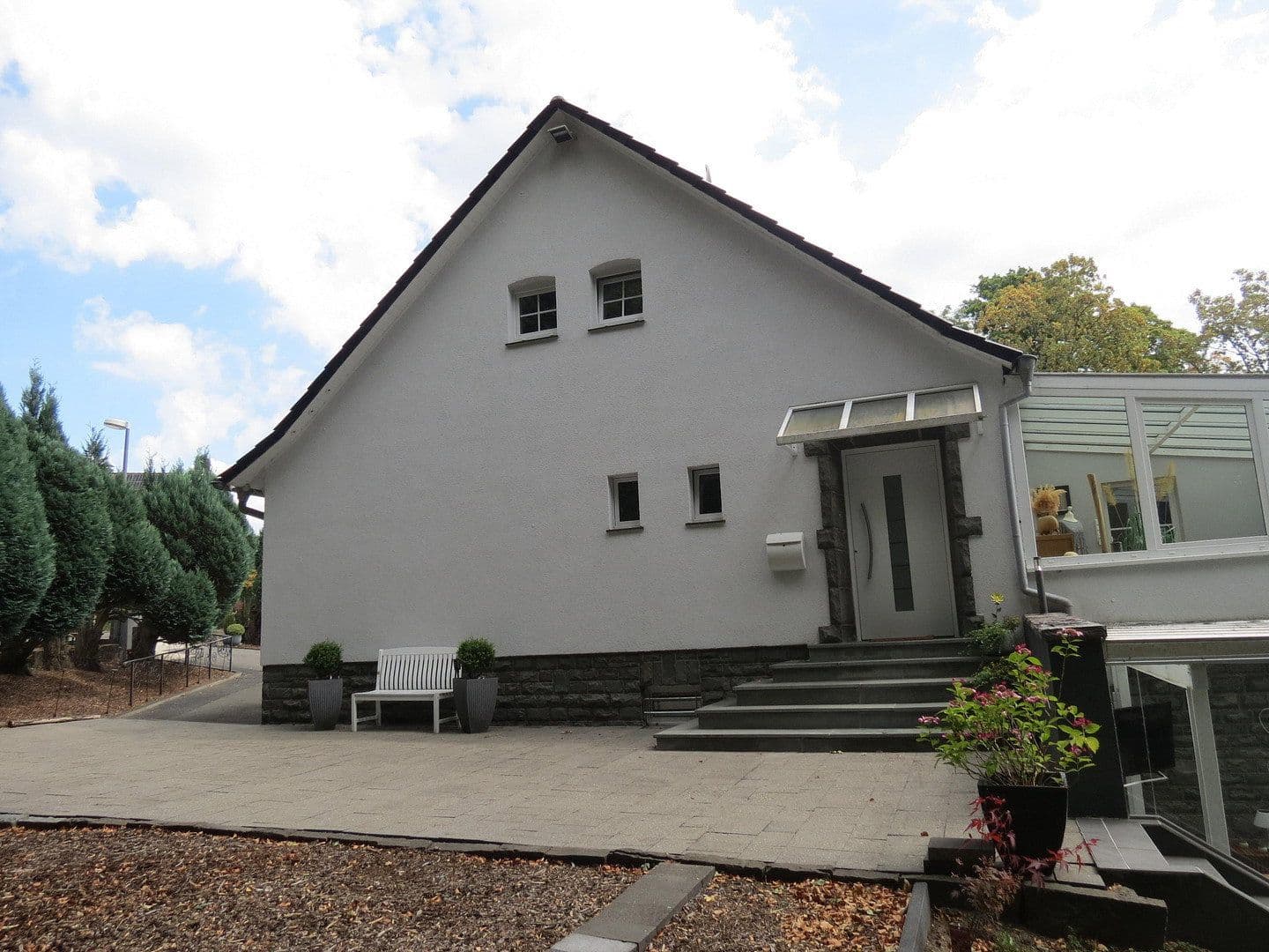 Prodej domu 145 m², pozemek 1.004 m², Remscheid, Severní Porýní-Vestfálsko Prodej domu 145 m², pozemek 1.004 m², Remscheid, Severní Porýní-Vestfálsko