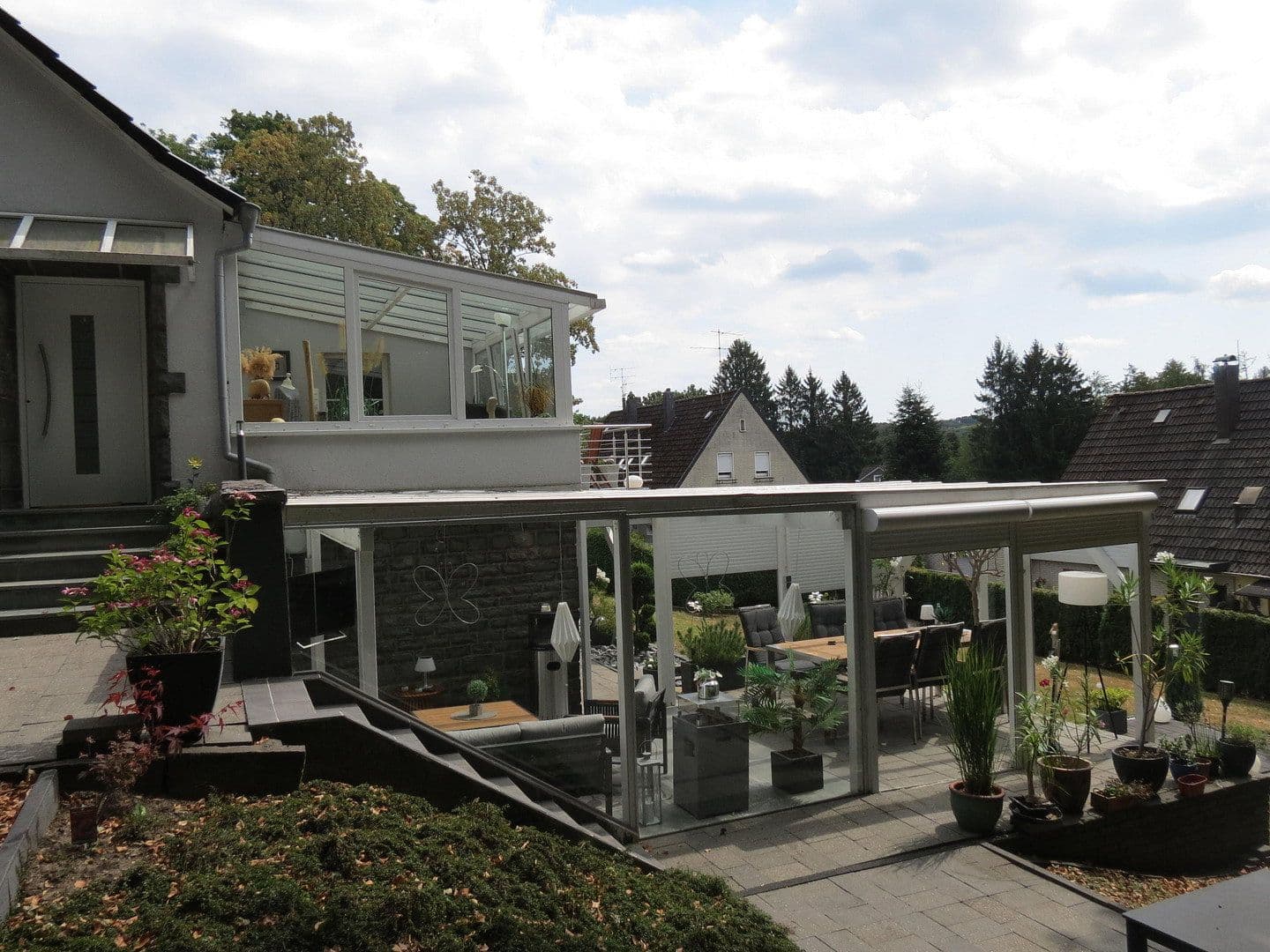 Prodej domu 145 m², pozemek 1.004 m², Remscheid, Severní Porýní-Vestfálsko Prodej domu 145 m², pozemek 1.004 m², Remscheid, Severní Porýní-Vestfálsko