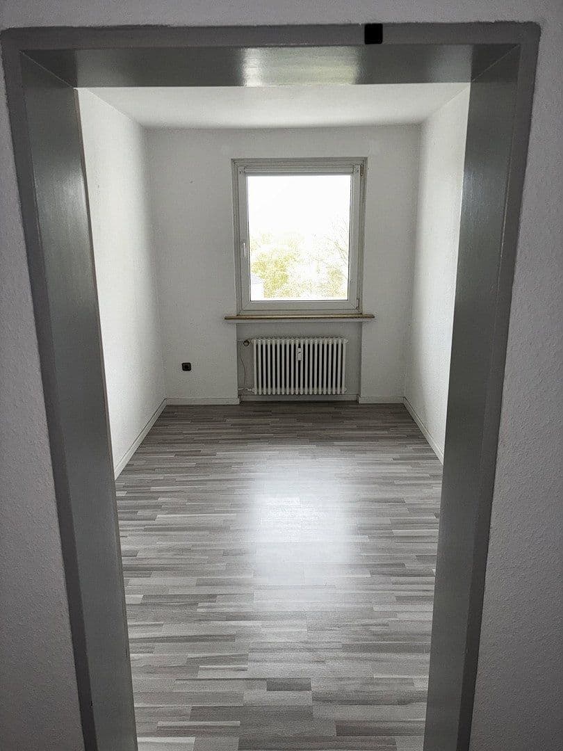 Prodej bytu 3+1 81 m², Detmold, Severní Porýní-Vestfálsko Prodej bytu 3+1 81 m², Detmold, Severní Porýní-Vestfálsko