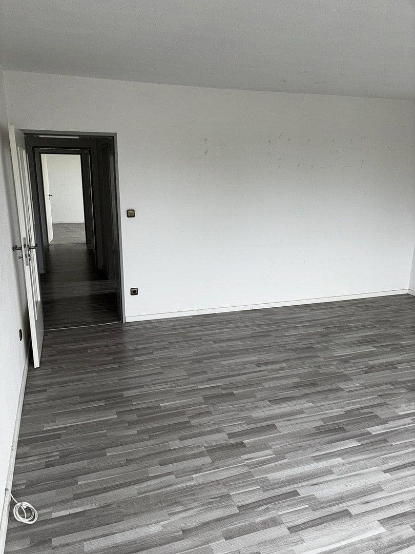 Prodej bytu 3+1 81 m², Detmold, Severní Porýní-Vestfálsko Prodej bytu 3+1 81 m², Detmold, Severní Porýní-Vestfálsko