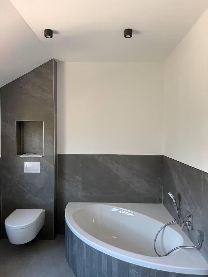 Pronájem domu 125 m², pozemek 379 m², Gläsenerstr.11a, Paderborn, Severní Porýní-Vestfálsko Pronájem domu 125 m², pozemek 379 m², Gläsenerstr.11a, Paderborn, Severní Porýní-Vestfálsko