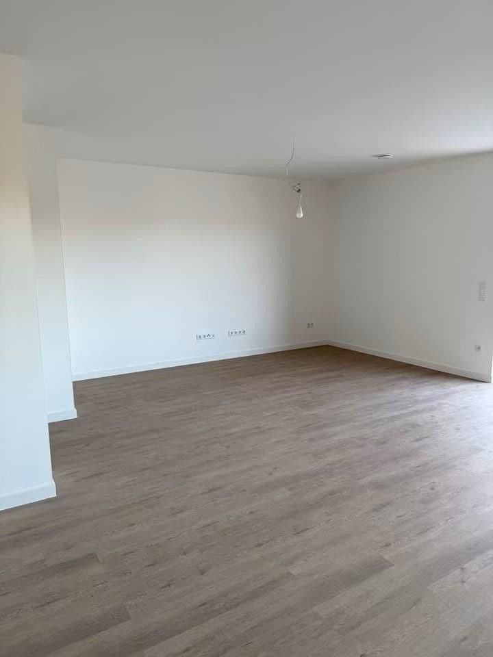Pronájem domu 125 m², pozemek 379 m², Gläsenerstr.11a, Paderborn, Severní Porýní-Vestfálsko Pronájem domu 125 m², pozemek 379 m², Gläsenerstr.11a, Paderborn, Severní Porýní-Vestfálsko