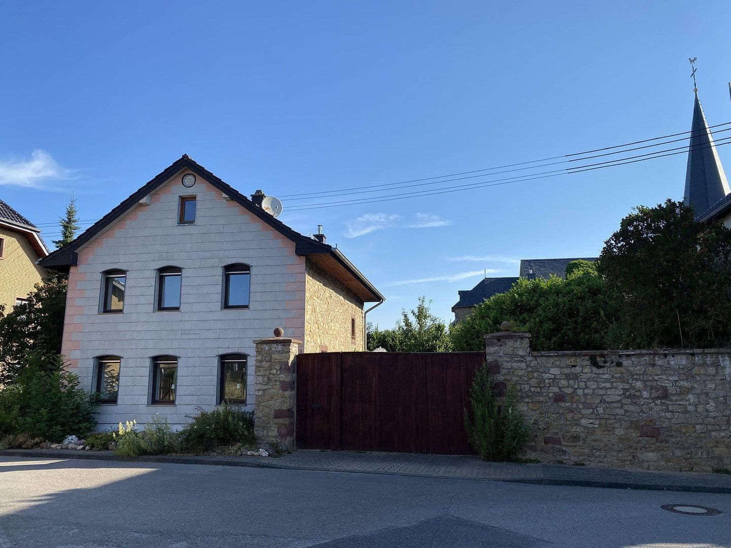 Prodej domu 120 m², pozemek 665 m², Nideggen, Severní Porýní-Vestfálsko Prodej domu 120 m², pozemek 665 m², Nideggen, Severní Porýní-Vestfálsko
