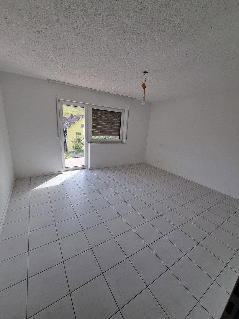 Pronájem bytu 4+kk 128 m², Stühlingen, Bádensko-Württembersko Pronájem bytu 4+kk 128 m², Stühlingen, Bádensko-Württembersko