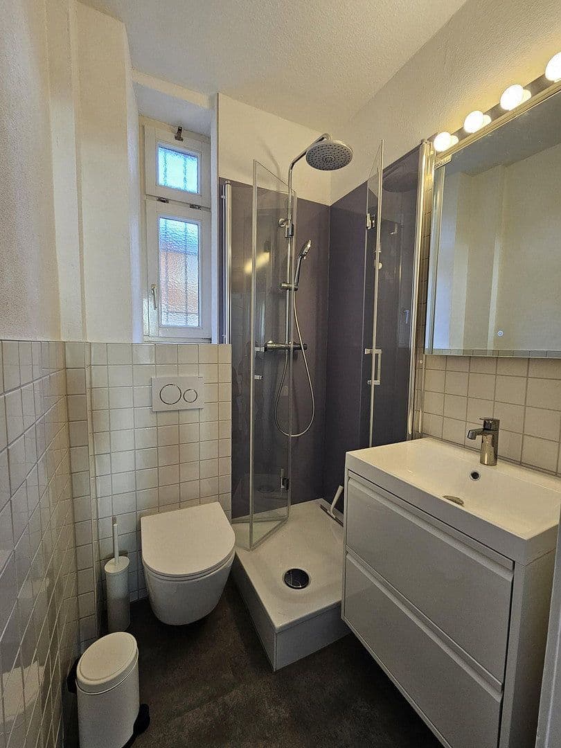 Pronájem bytu 1+1 23 m², Stuttgart, Bádensko-Württembersko Pronájem bytu 1+1 23 m², Stuttgart, Bádensko-Württembersko