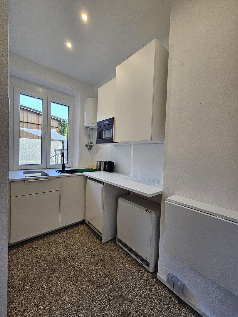 Pronájem bytu 1+1 23 m², Stuttgart, Bádensko-Württembersko Pronájem bytu 1+1 23 m², Stuttgart, Bádensko-Württembersko