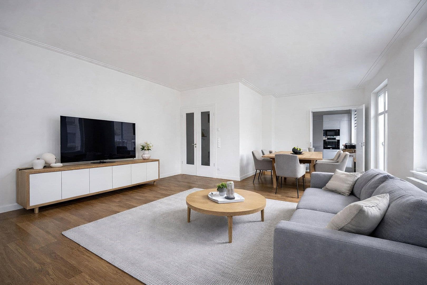 Prodej bytu 5+1 199 m², Düsseldorf, Severní Porýní-Vestfálsko Prodej bytu 5+1 199 m², Düsseldorf, Severní Porýní-Vestfálsko