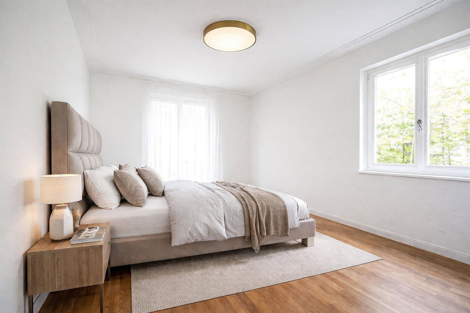 Prodej bytu 5+1 199 m², Düsseldorf, Severní Porýní-Vestfálsko Prodej bytu 5+1 199 m², Düsseldorf, Severní Porýní-Vestfálsko