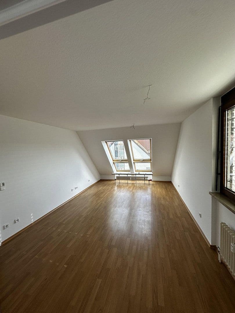 Pronájem bytu 3+1 56 m², Buchenweg 23, Leipzig, Sasko Pronájem bytu 3+1 56 m², Buchenweg 23, Leipzig, Sasko