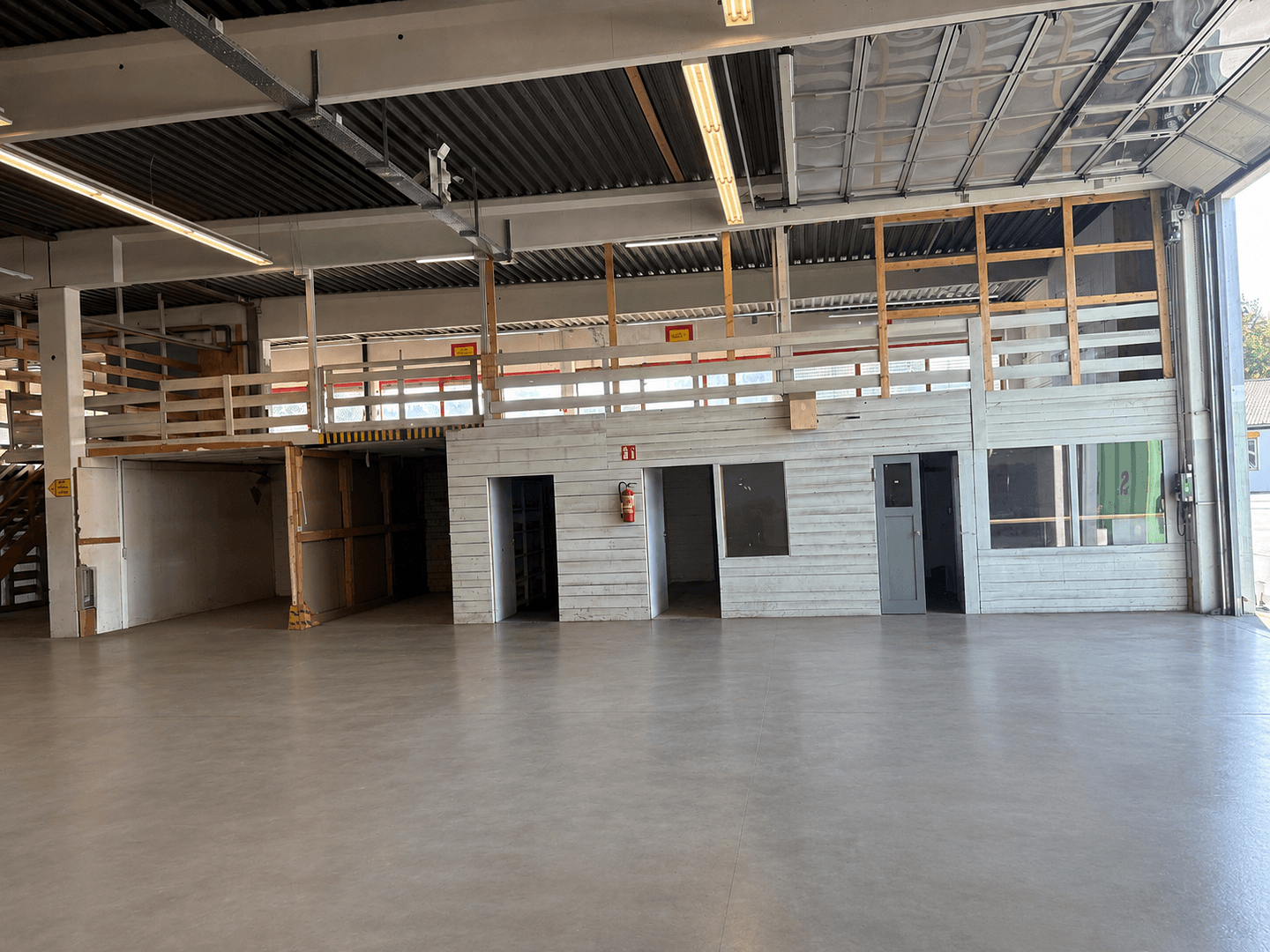 Pronájem nebytového prostoru 1.400 m², Birkenweiherstraße 17, Langenselbold, Hessen Pronájem nebytového prostoru 1.400 m², Birkenweiherstraße 17, Langenselbold, Hessen