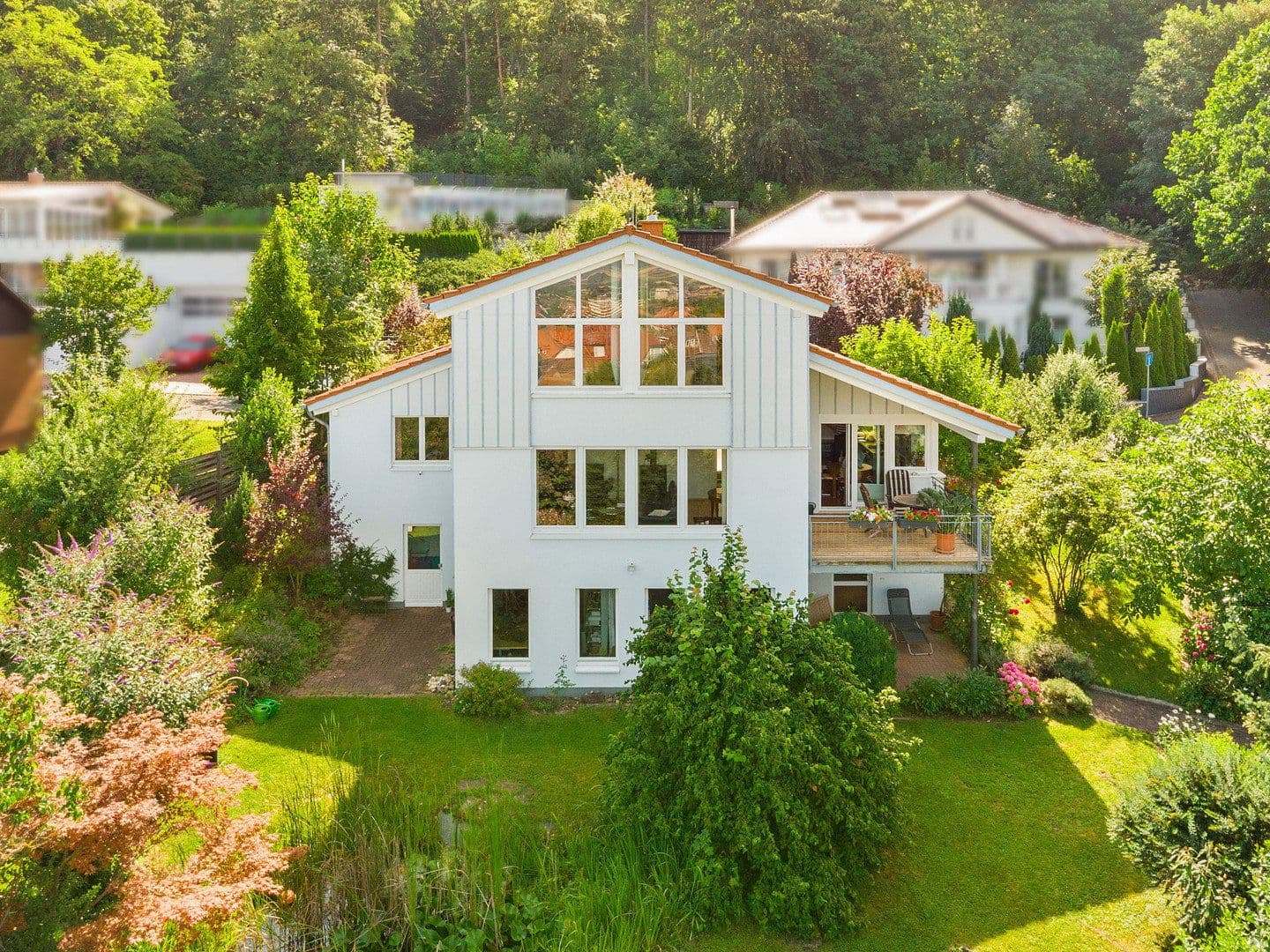 Prodej domu 204 m², pozemek 894 m², Northeim, Dolní Sasko Prodej domu 204 m², pozemek 894 m², Northeim, Dolní Sasko
