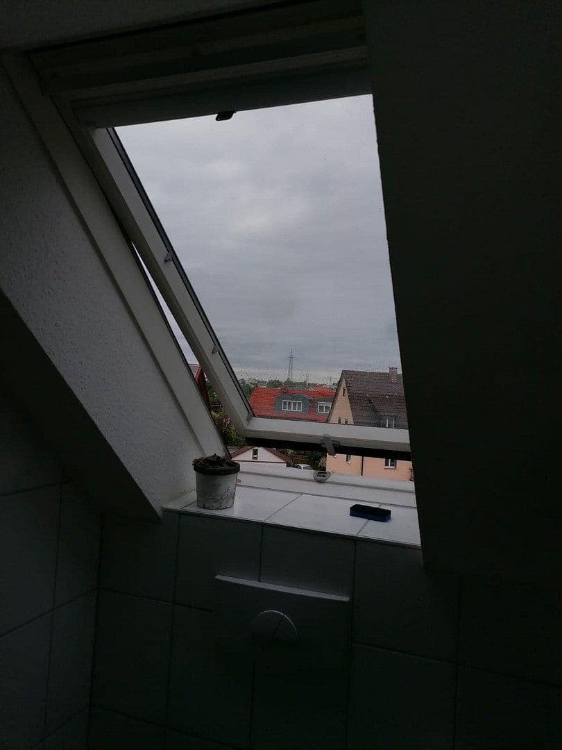 Pronájem bytu 3+1 106 m², Malteserordensstraße 4, Freiburg, Bádensko-Württembersko Pronájem bytu 3+1 106 m², Malteserordensstraße 4, Freiburg, Bádensko-Württembersko