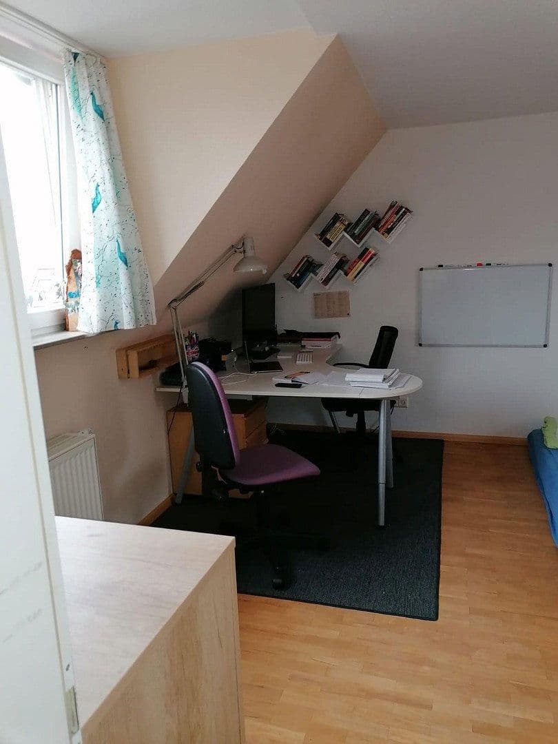 Pronájem bytu 3+1 106 m², Malteserordensstraße 4, Freiburg, Bádensko-Württembersko Pronájem bytu 3+1 106 m², Malteserordensstraße 4, Freiburg, Bádensko-Württembersko