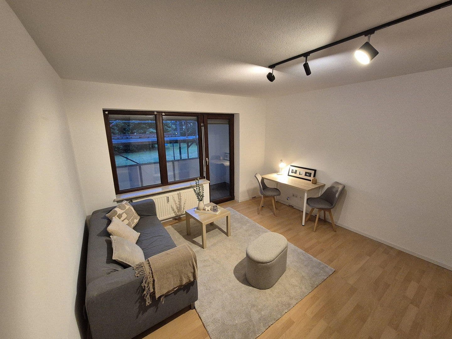 Pronájem bytu 1+kk 50 m², Düsseldorferstr. 19, Nürnberg, Bavorsko Pronájem bytu 1+kk 50 m², Düsseldorferstr. 19, Nürnberg, Bavorsko