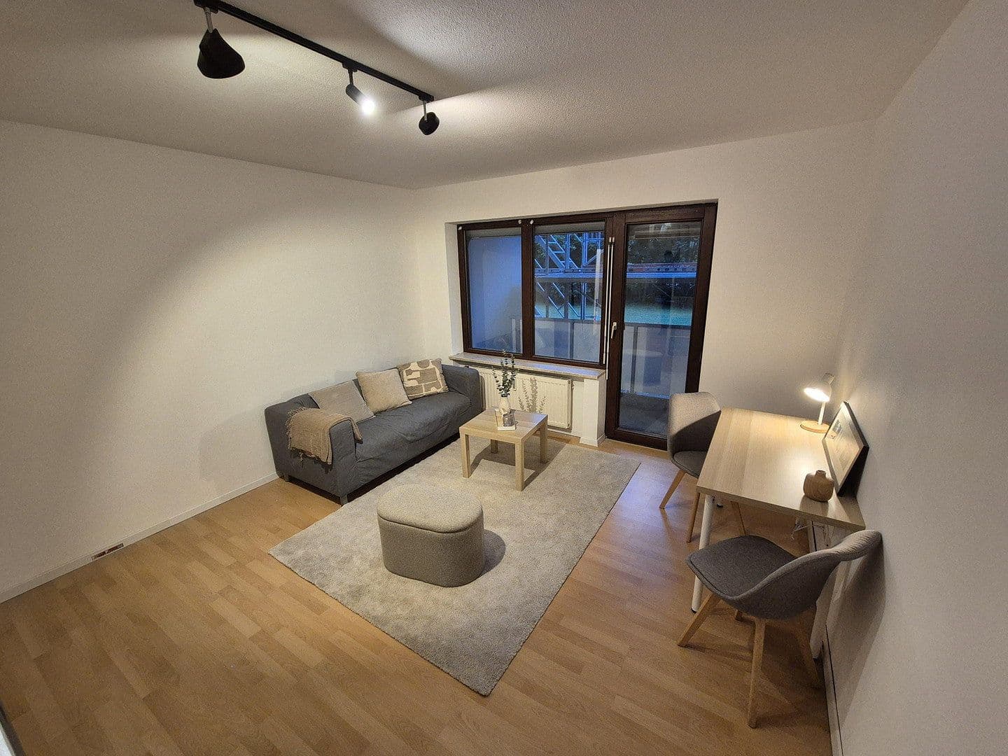 Pronájem bytu 1+kk 50 m², Düsseldorferstr. 19, Nürnberg, Bavorsko Pronájem bytu 1+kk 50 m², Düsseldorferstr. 19, Nürnberg, Bavorsko
