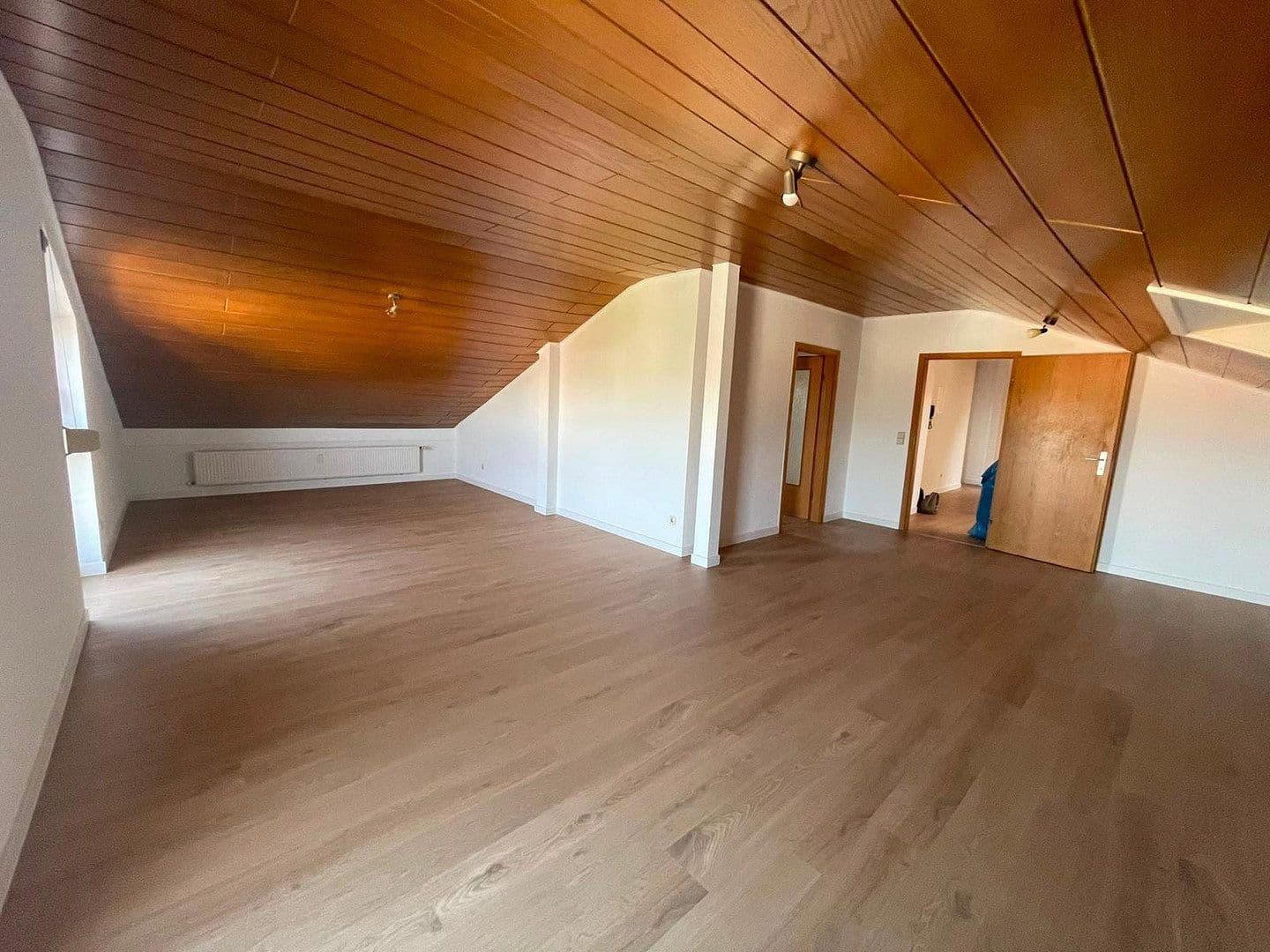 Pronájem bytu 4+kk 115 m², Brühl, Bádensko-Württembersko Pronájem bytu 4+kk 115 m², Brühl, Bádensko-Württembersko