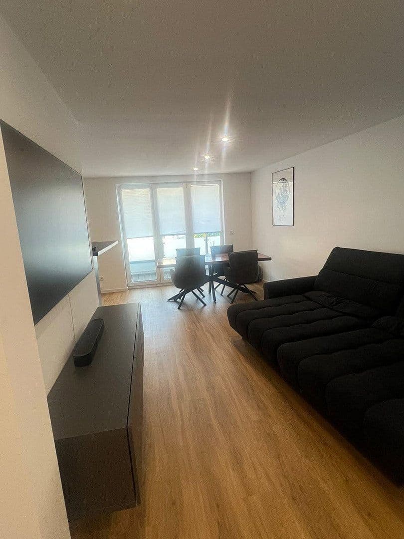 Pronájem bytu 2+kk 75 m², Weyerstraße 45, Solingen, Severní Porýní-Vestfálsko Pronájem bytu 2+kk 75 m², Weyerstraße 45, Solingen, Severní Porýní-Vestfálsko