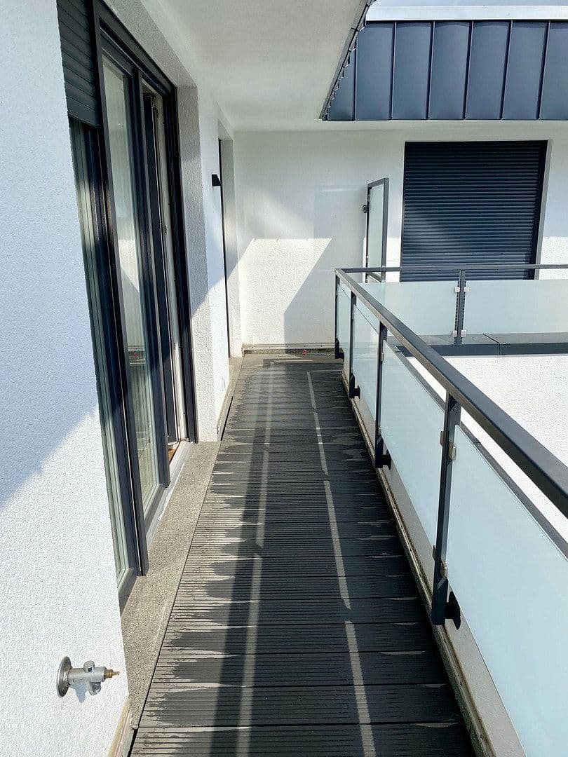 Pronájem bytu 2+kk 75 m², Weyerstraße 45, Solingen, Severní Porýní-Vestfálsko Pronájem bytu 2+kk 75 m², Weyerstraße 45, Solingen, Severní Porýní-Vestfálsko