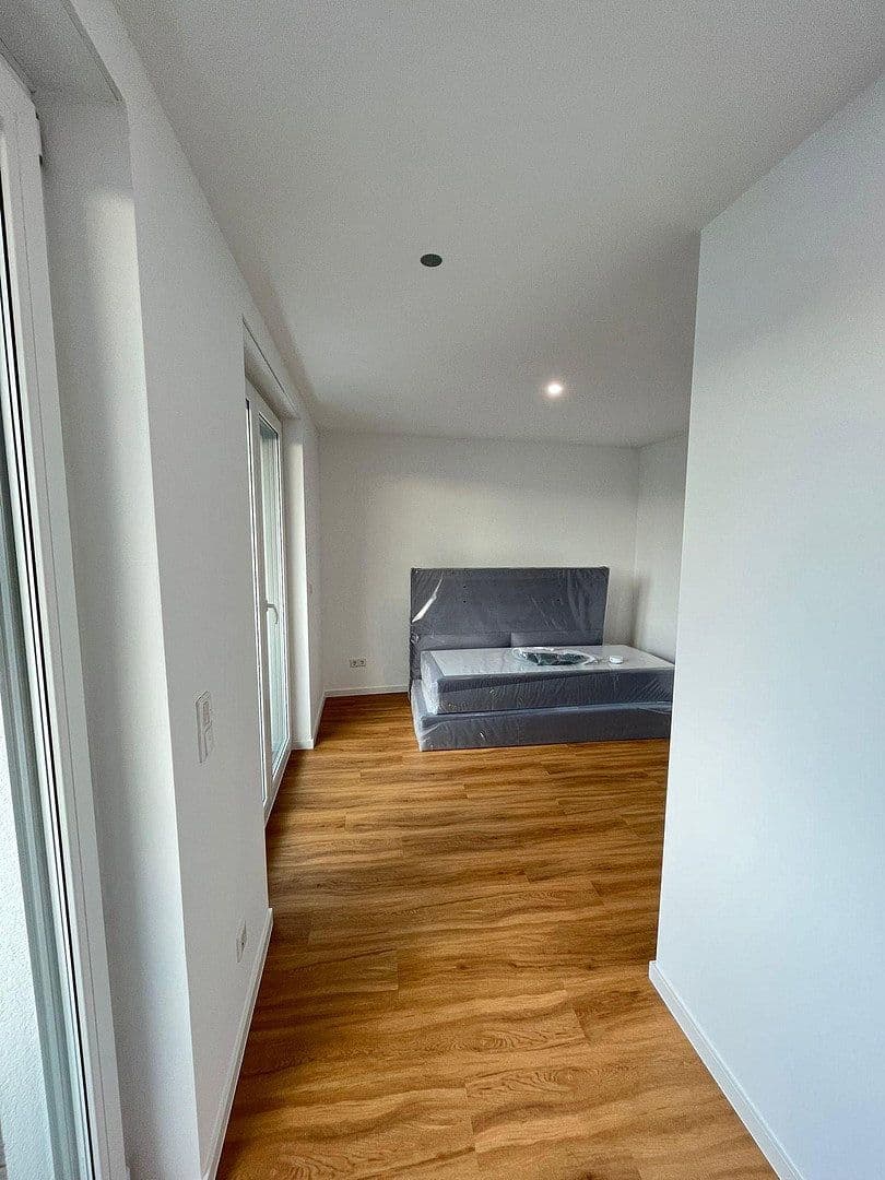 Pronájem bytu 2+kk 75 m², Weyerstraße 45, Solingen, Severní Porýní-Vestfálsko Pronájem bytu 2+kk 75 m², Weyerstraße 45, Solingen, Severní Porýní-Vestfálsko