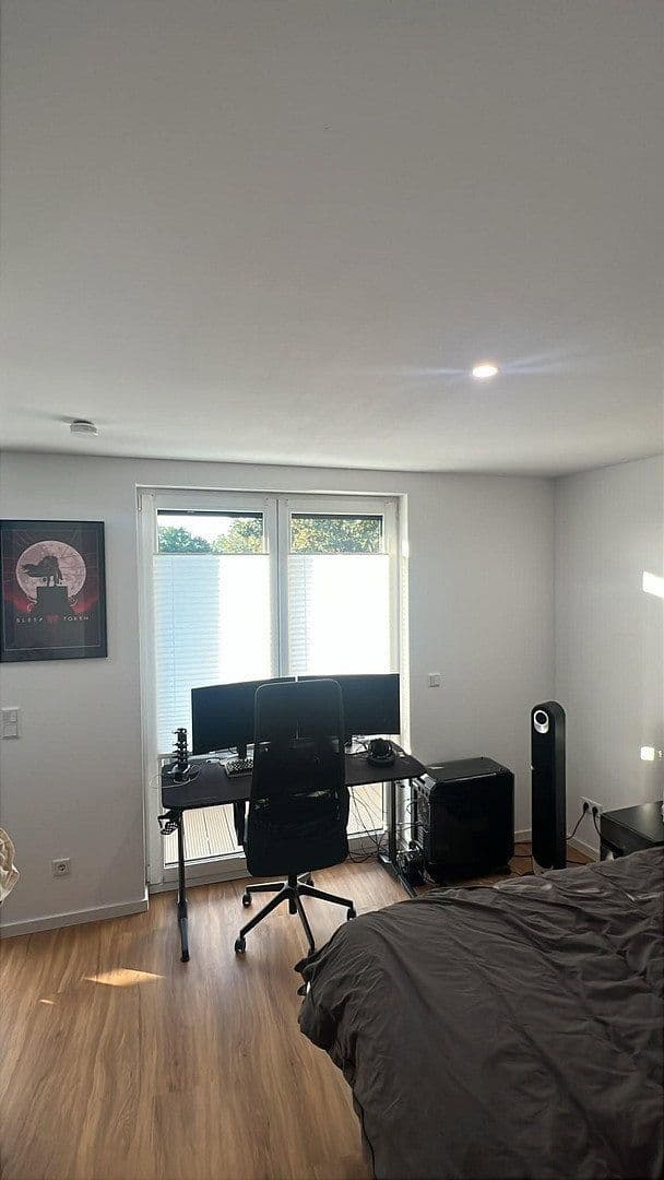 Pronájem bytu 2+kk 75 m², Weyerstraße 45, Solingen, Severní Porýní-Vestfálsko Pronájem bytu 2+kk 75 m², Weyerstraße 45, Solingen, Severní Porýní-Vestfálsko