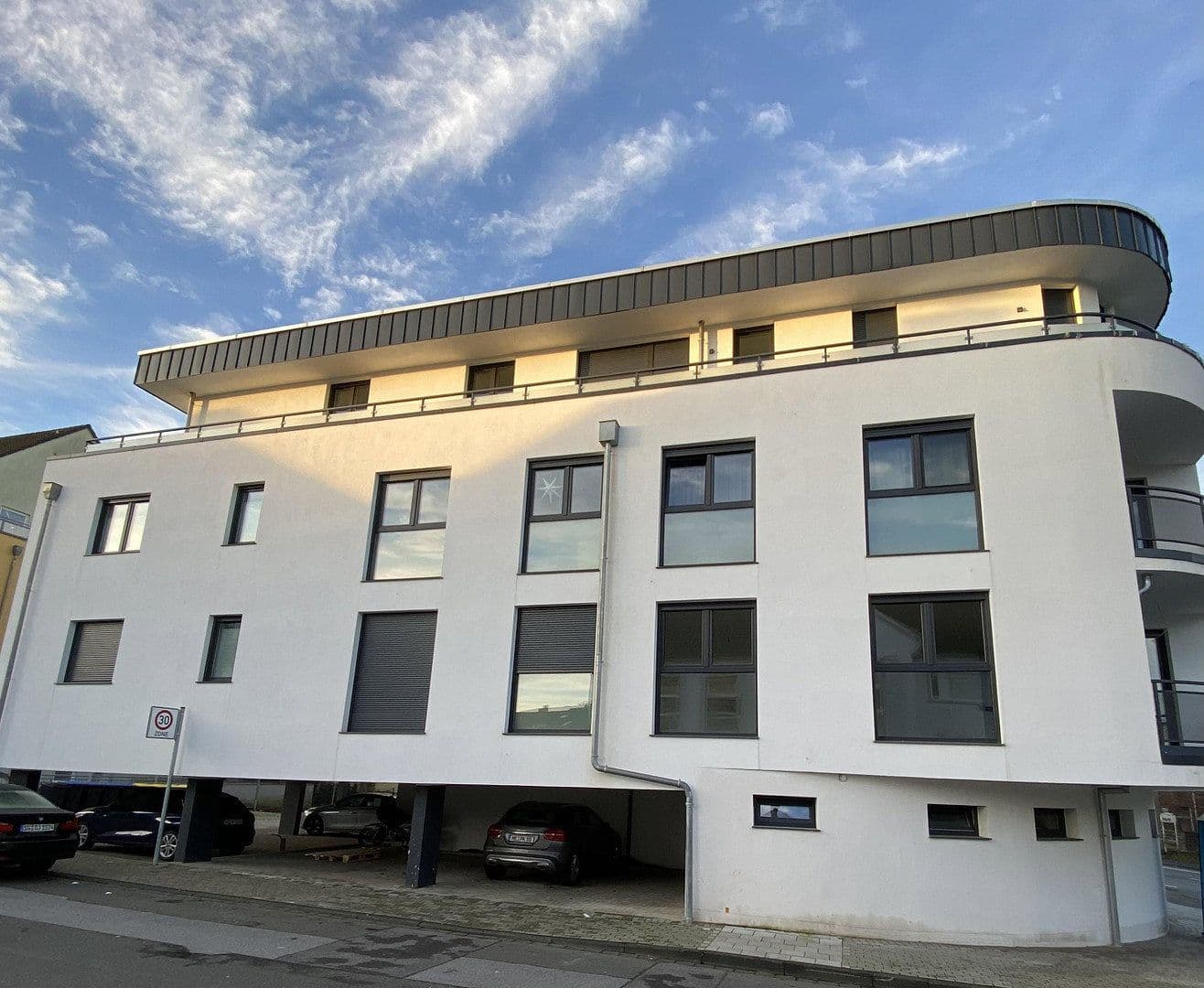 Pronájem bytu 2+kk 75 m², Weyerstraße 45, Solingen, Severní Porýní-Vestfálsko Pronájem bytu 2+kk 75 m², Weyerstraße 45, Solingen, Severní Porýní-Vestfálsko