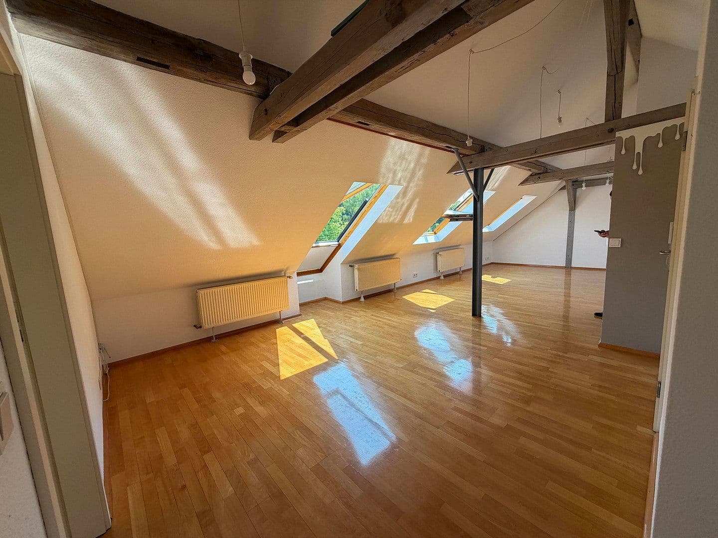 Pronájem bytu 2+kk 62 m², Stuttgart, Bádensko-Württembersko Pronájem bytu 2+kk 62 m², Stuttgart, Bádensko-Württembersko