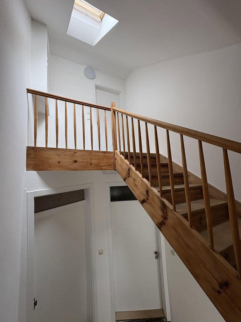 Pronájem bytu 3+1 72 m², Ludwigstraße 110A, Stuttgart, Bádensko-Württembersko Pronájem bytu 3+1 72 m², Ludwigstraße 110A, Stuttgart, Bádensko-Württembersko