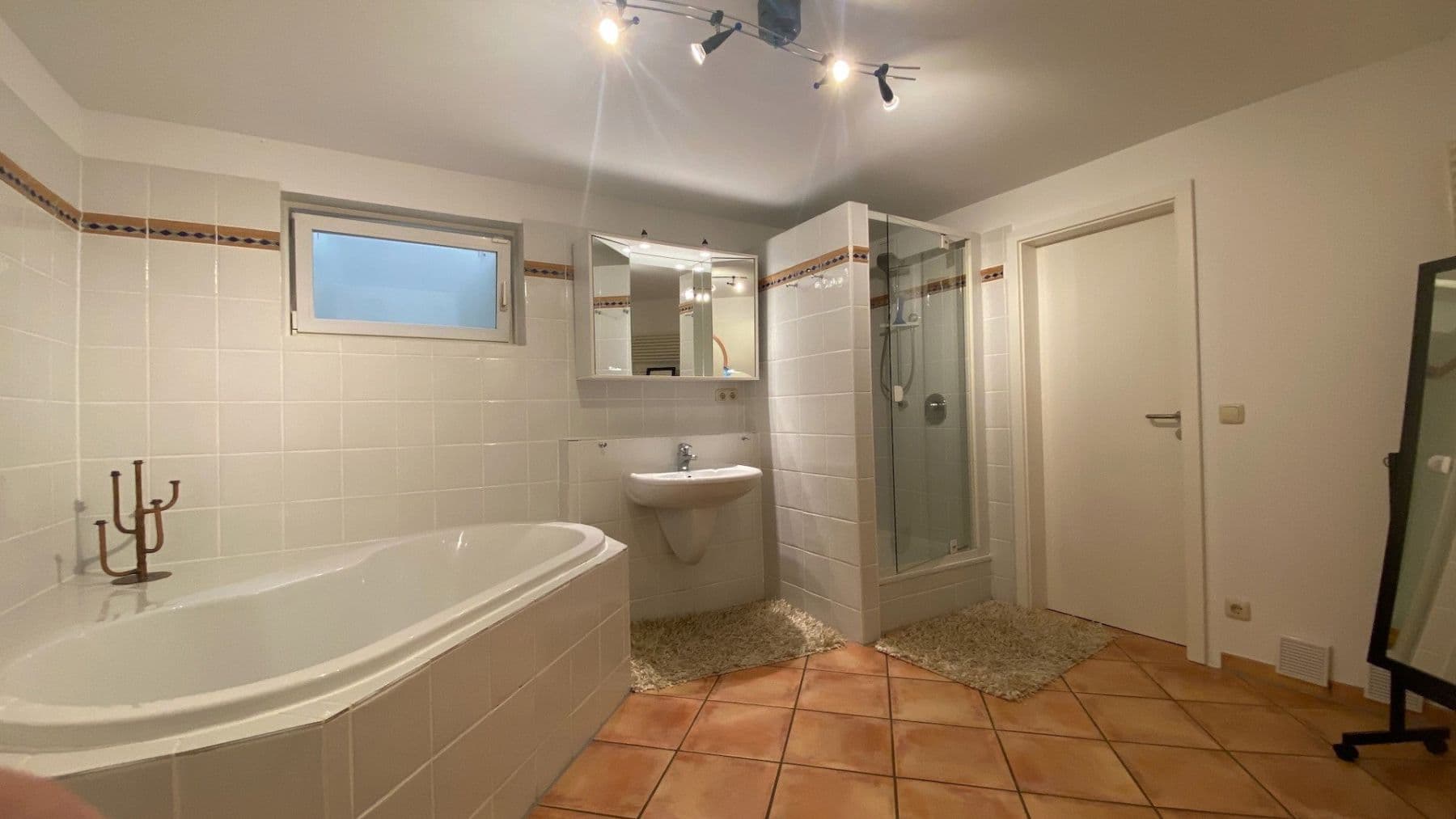 Prodej domu 157 m², pozemek 634 m², Halstenbek, Šlesvicko-Holštýnsko Prodej domu 157 m², pozemek 634 m², Halstenbek, Šlesvicko-Holštýnsko
