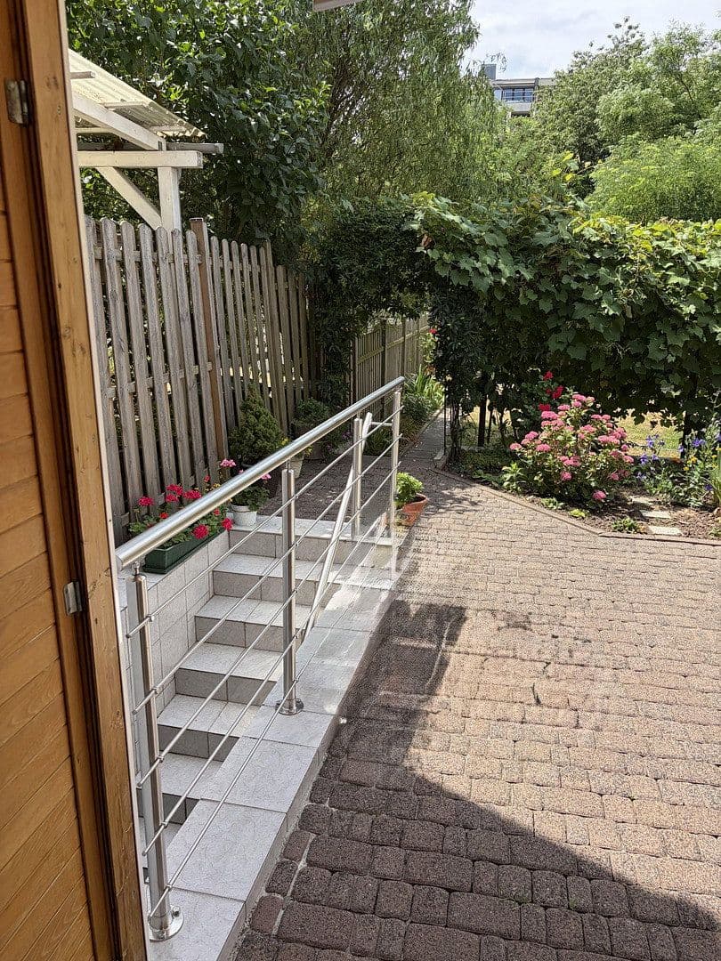 Prodej domu 121 m², pozemek 216 m², Mainaschaff, Bavorsko Prodej domu 121 m², pozemek 216 m², Mainaschaff, Bavorsko