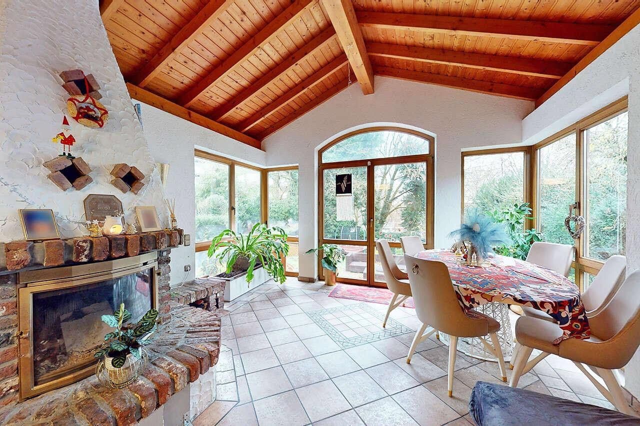 Prodej domu 250 m², pozemek 619 m², Cáchy, Severní Porýní-Vestfálsko Prodej domu 250 m², pozemek 619 m², Cáchy, Severní Porýní-Vestfálsko
