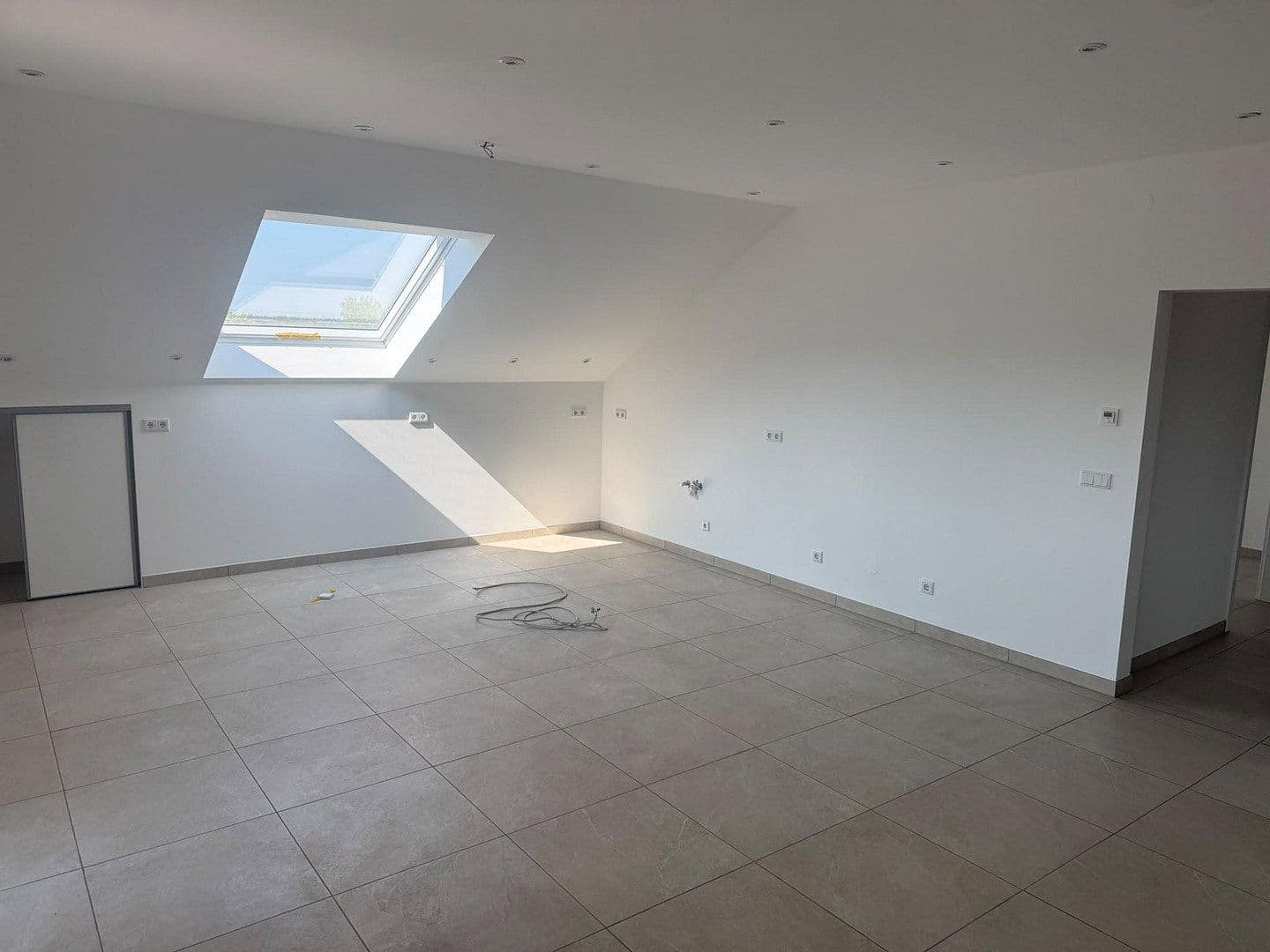 Pronájem bytu 3+1 130 m², Am Antoniweiher 4, Oberreichenbach, Bavorsko Pronájem bytu 3+1 130 m², Am Antoniweiher 4, Oberreichenbach, Bavorsko