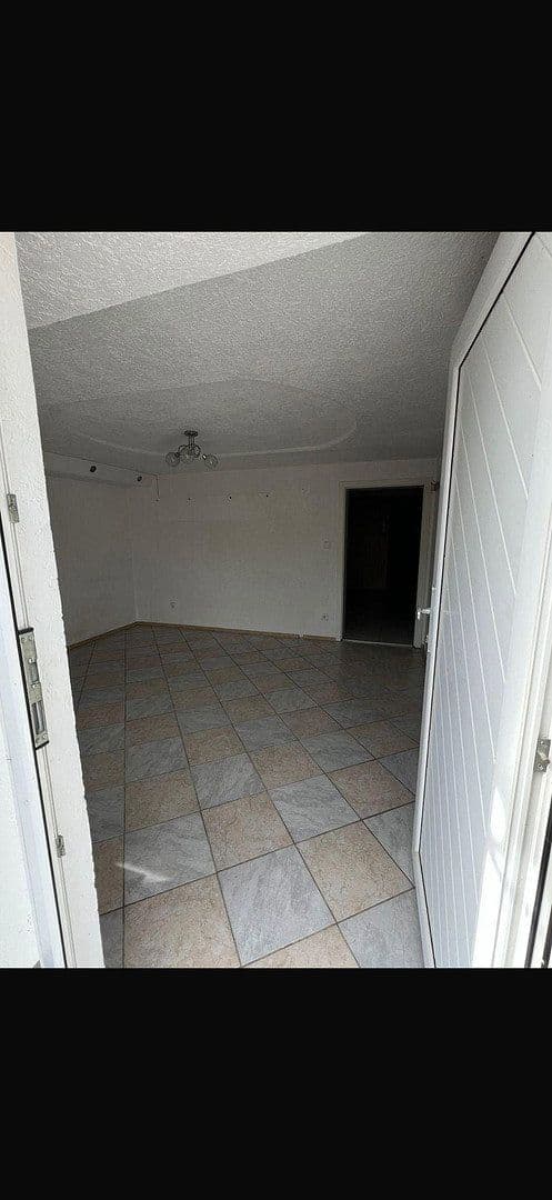 Prodej domu 120 m², pozemek 1.061 m², Hüttlingerstraße 17, Aalen, Bádensko-Württembersko Prodej domu 120 m², pozemek 1.061 m², Hüttlingerstraße 17, Aalen, Bádensko-Württembersko