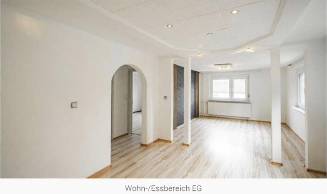 Prodej domu 120 m², pozemek 1.061 m², Hüttlingerstraße 17, Aalen, Bádensko-Württembersko Prodej domu 120 m², pozemek 1.061 m², Hüttlingerstraße 17, Aalen, Bádensko-Württembersko