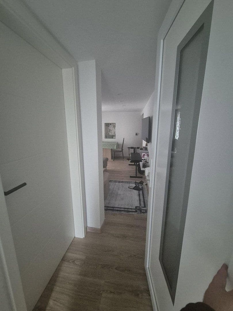 Prodej domu 200 m², pozemek 262 m², Illingen, Bádensko-Württembersko Prodej domu 200 m², pozemek 262 m², Illingen, Bádensko-Württembersko