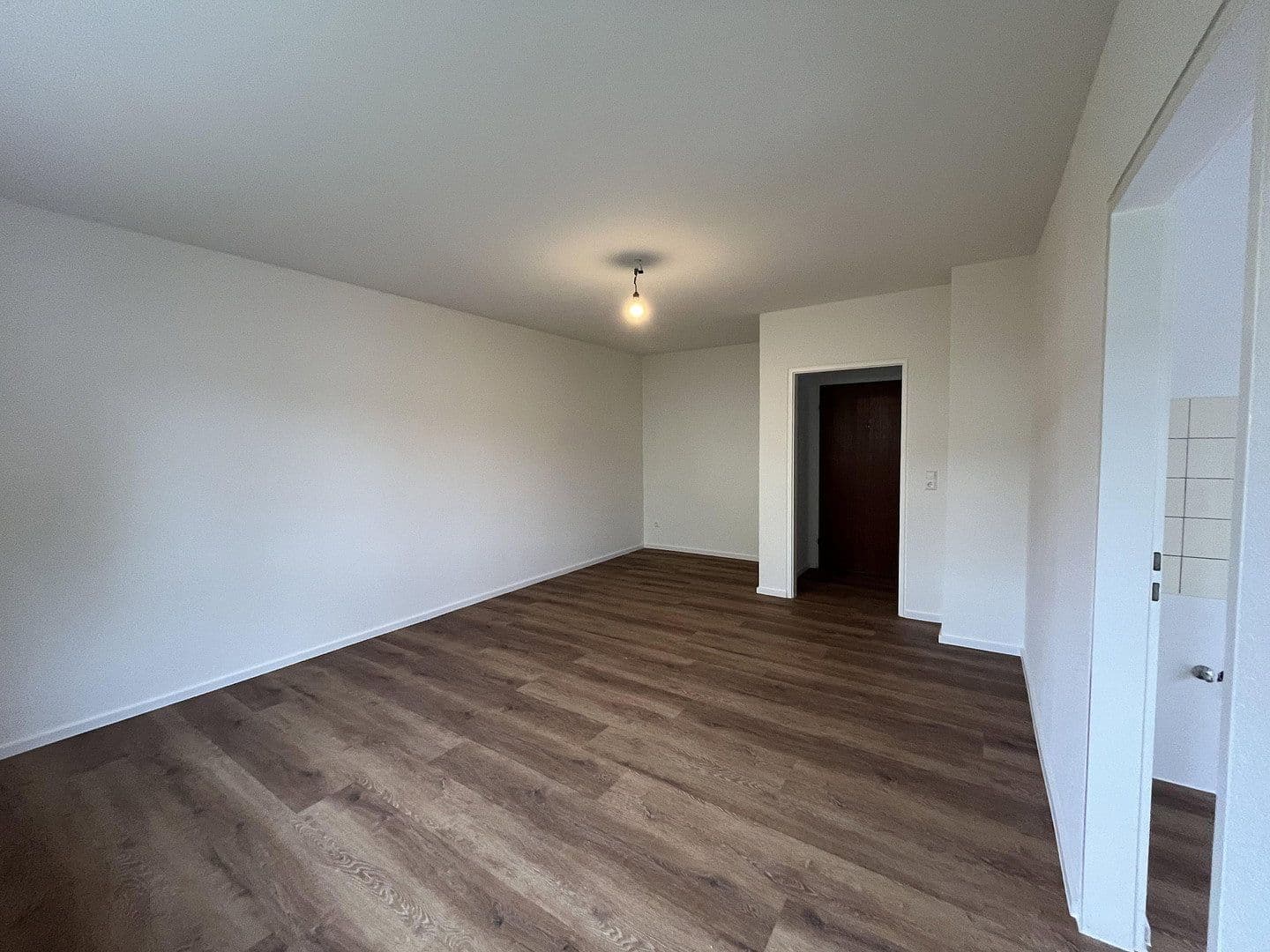 Pronájem bytu 1+kk 38 m², Lörrach, Bádensko-Württembersko Pronájem bytu 1+kk 38 m², Lörrach, Bádensko-Württembersko
