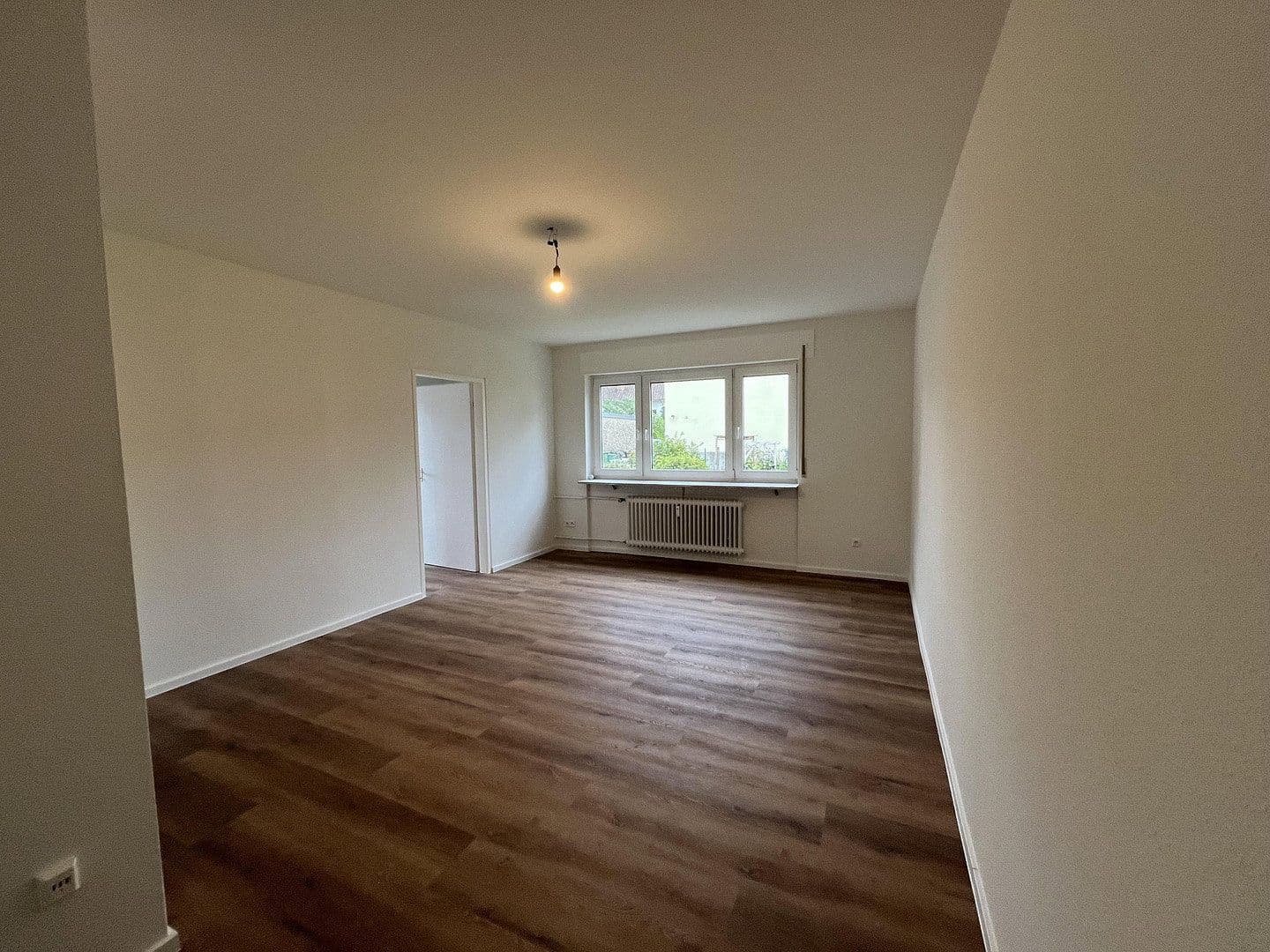 Pronájem bytu 1+kk 38 m², Lörrach, Bádensko-Württembersko Pronájem bytu 1+kk 38 m², Lörrach, Bádensko-Württembersko